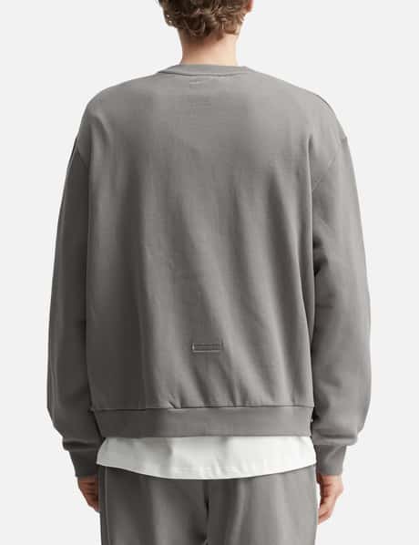 Crewneck view 12