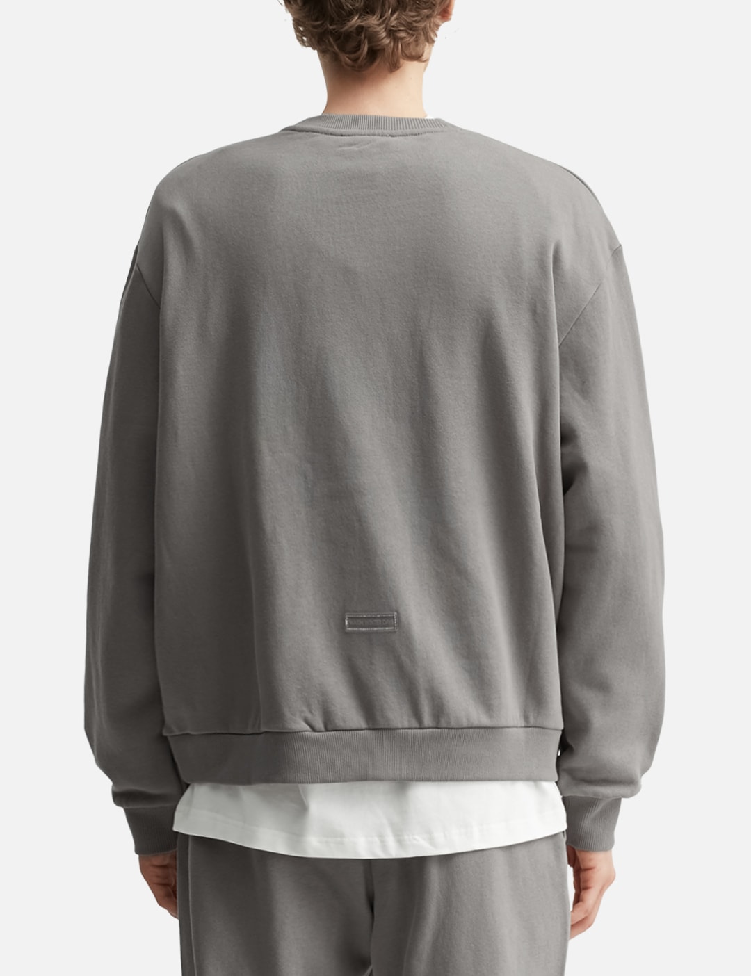 Crewneck view 13
