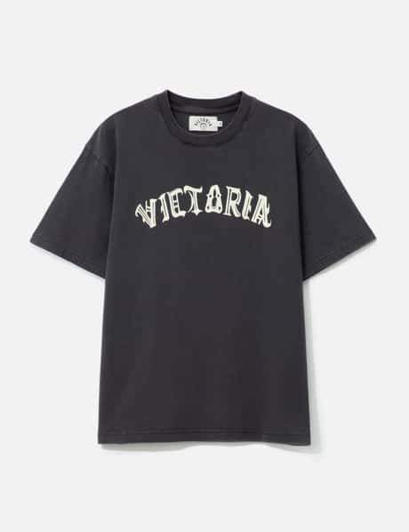 Victoria Hand-Drawn Gothic T-shirt