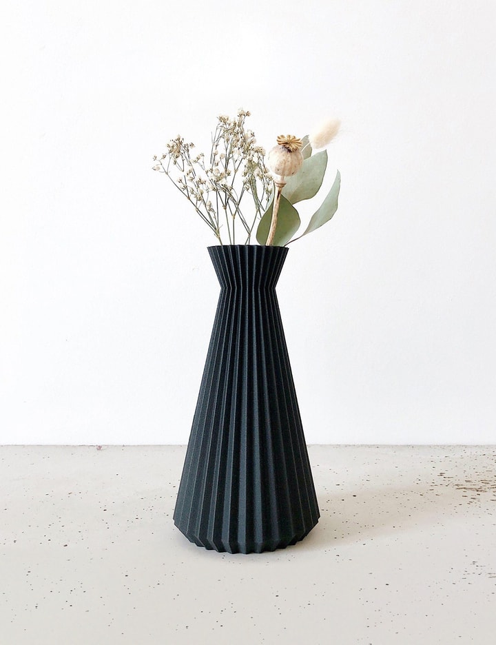 ISHI Vase Placeholder Image