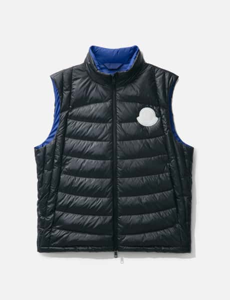 Moncler Menelao Hooded Curvy-Quilted Down Gilet