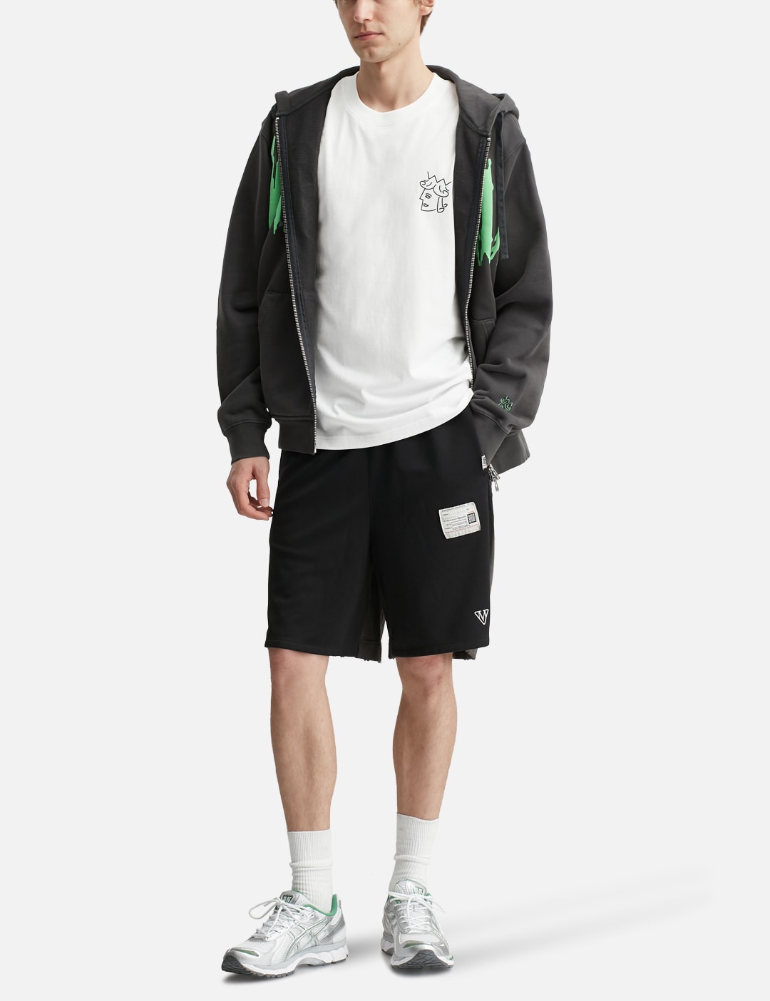 Queenhead Logo Short Sleeves T-Shirt view 20