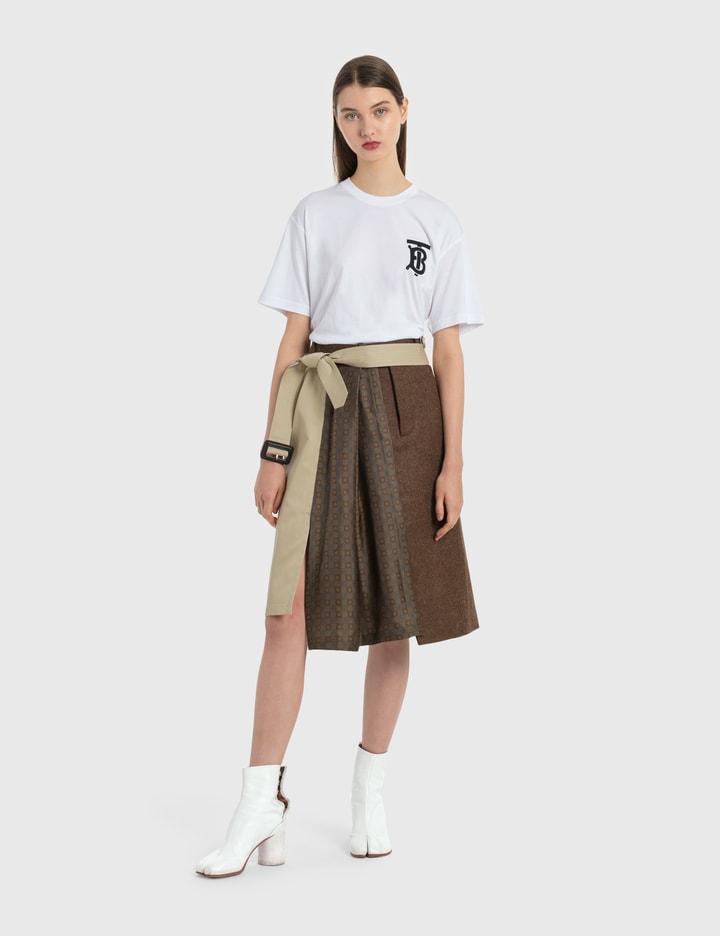 Reconstructed Skirt Placeholder Image