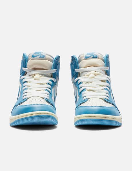Air Jordan 1 Retro High OG "UNC Reimagined" view 7