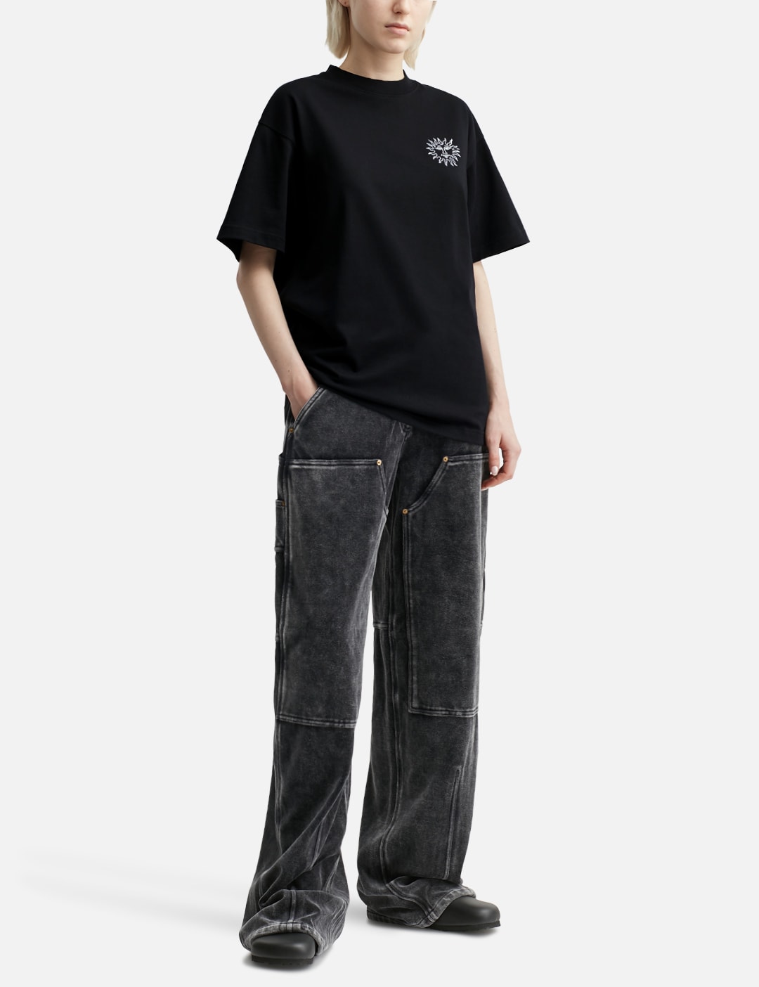 Loewe - ショート オーバーサイズ アナグラム Tシャツ | HBX - ハイプ 