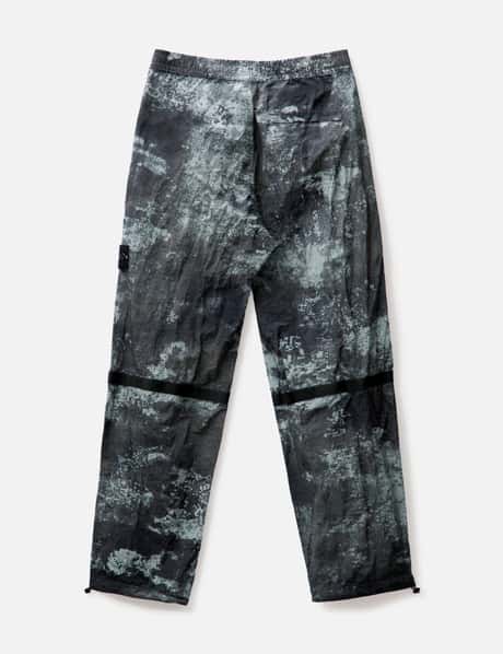 Stone Island - Dissolving Grid Camo On Econyl® Regenerated Nylon 