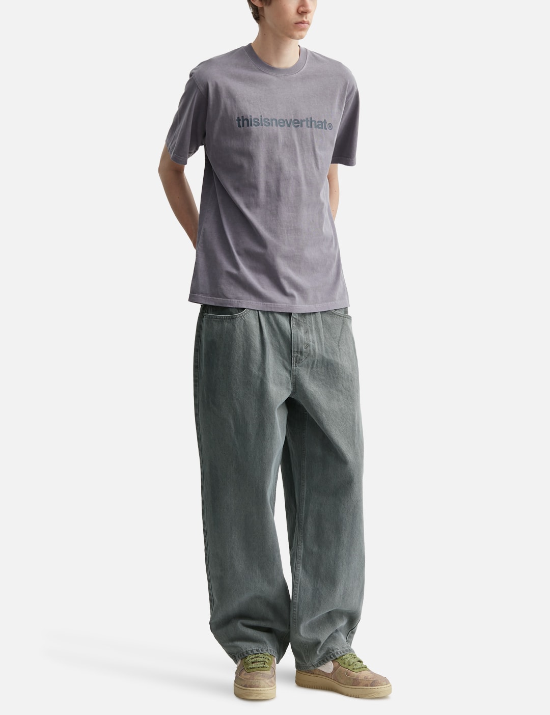 T-Logo T-Shirt view 20