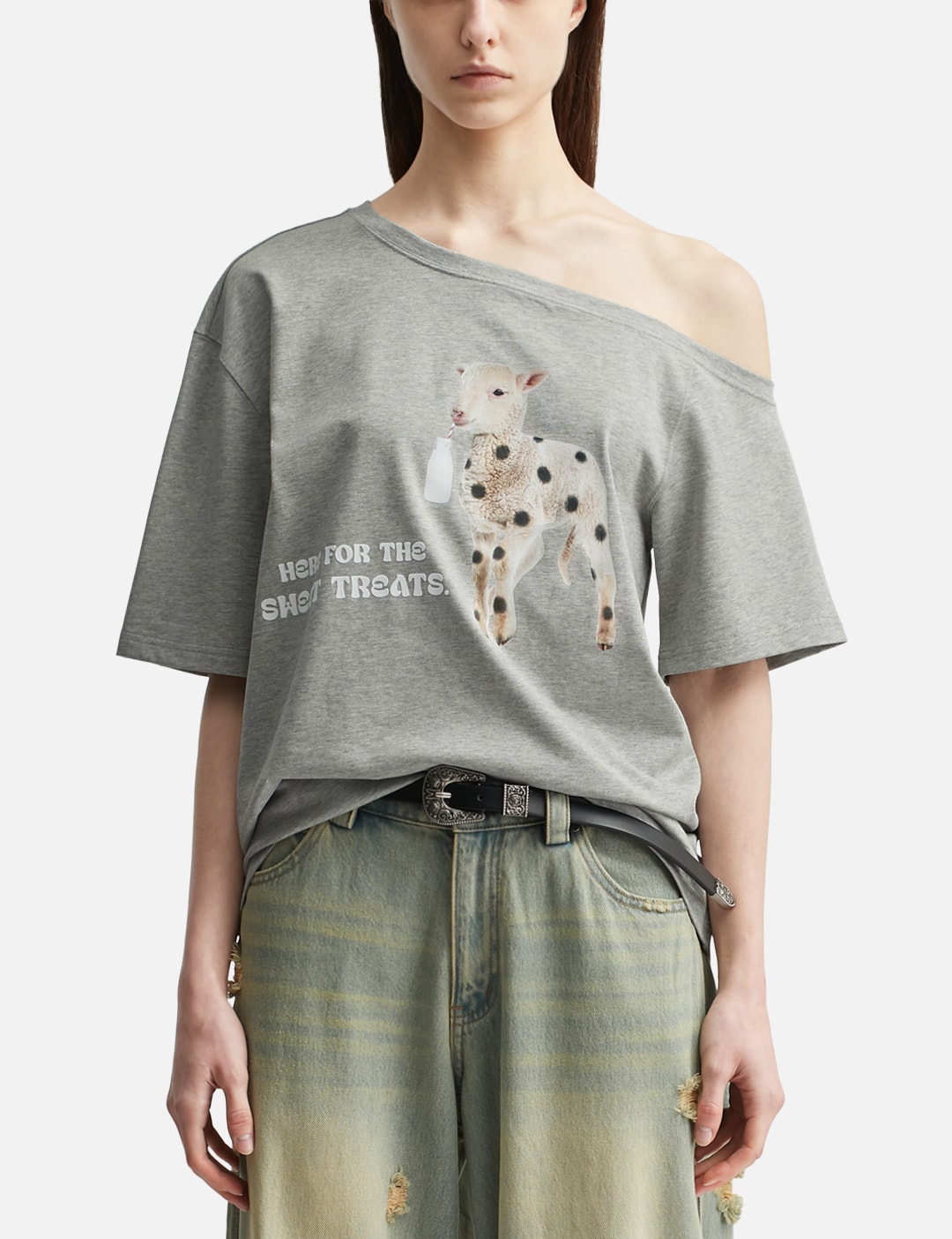 Off-Shoulder Short Sleeve T-Shirt With Sweet Treat Sheep Print view 18