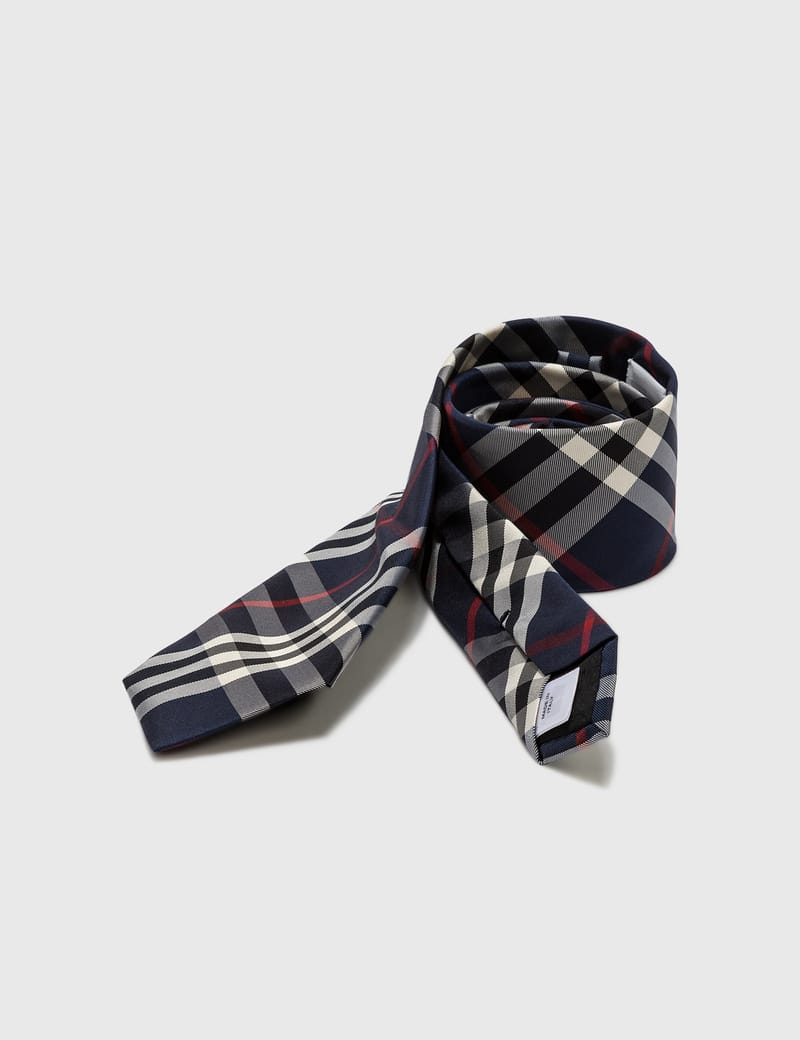 burberry modern cut tie