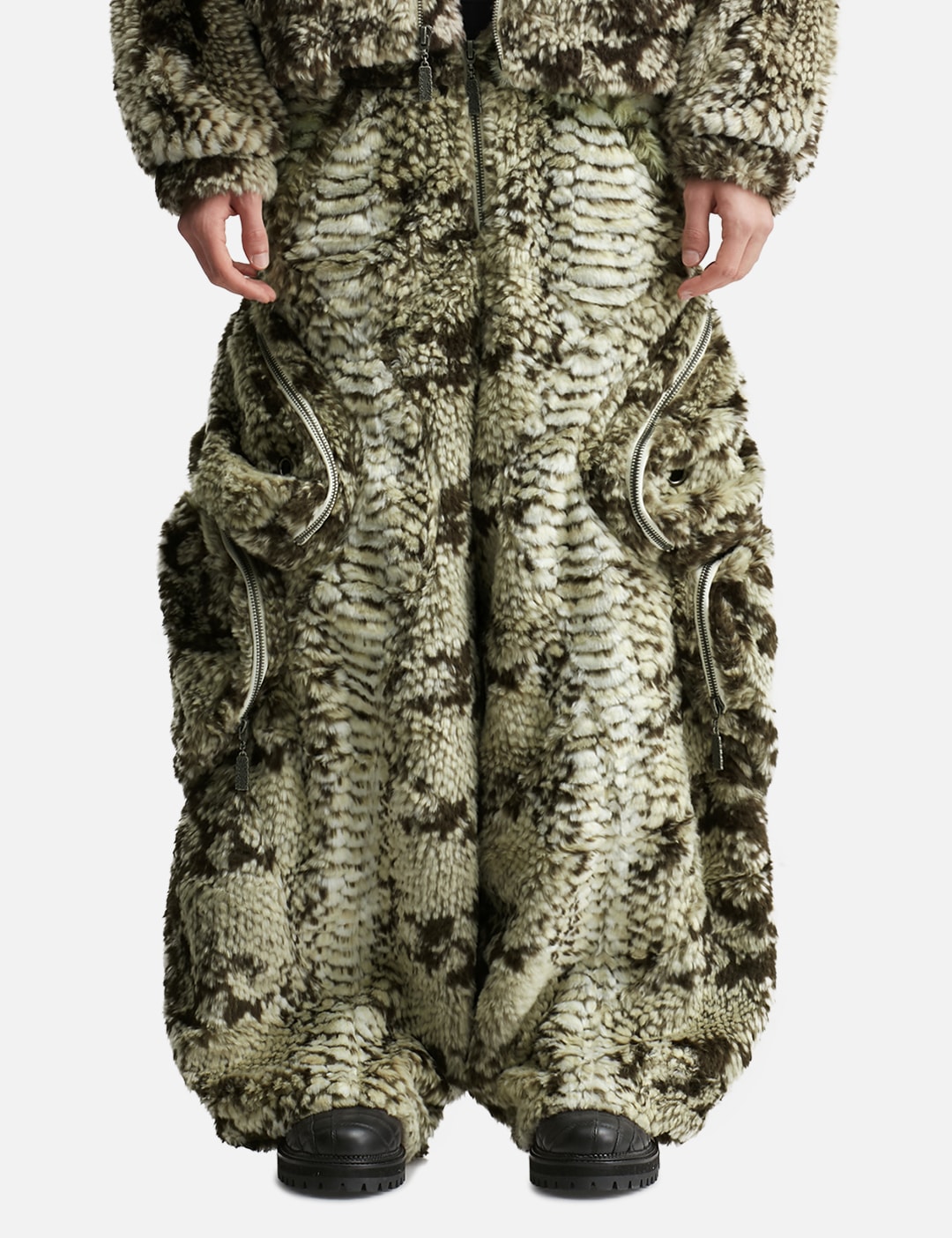 Snakes Pants Faux Fur Pocket Pants view 18