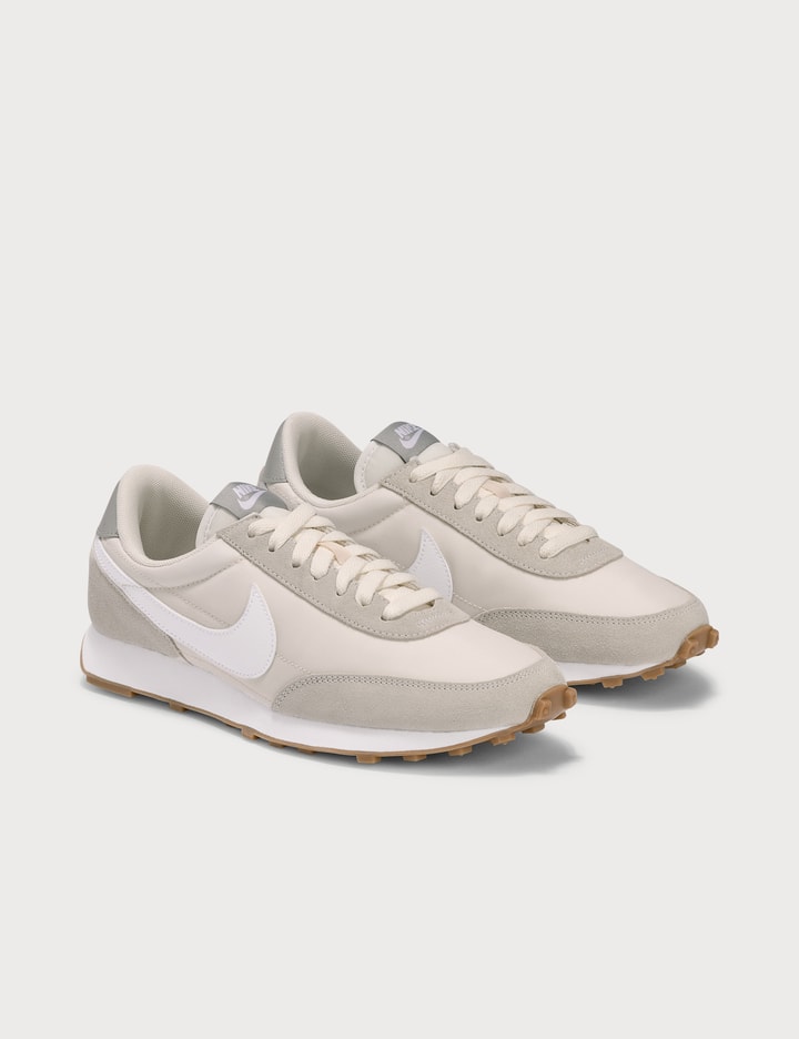 Nike Daybreak Placeholder Image