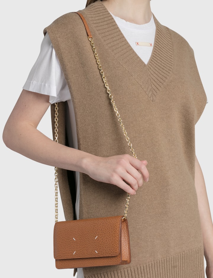 Large Chain Wallet Placeholder Image