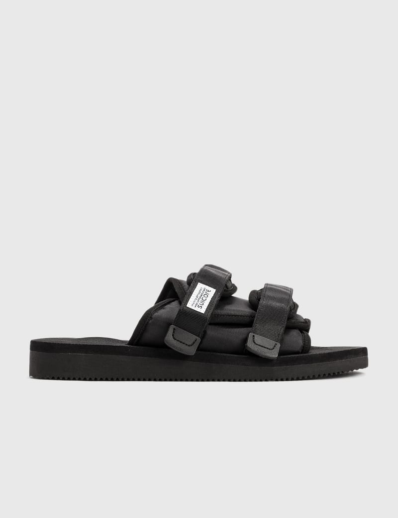 suicoke flip flops