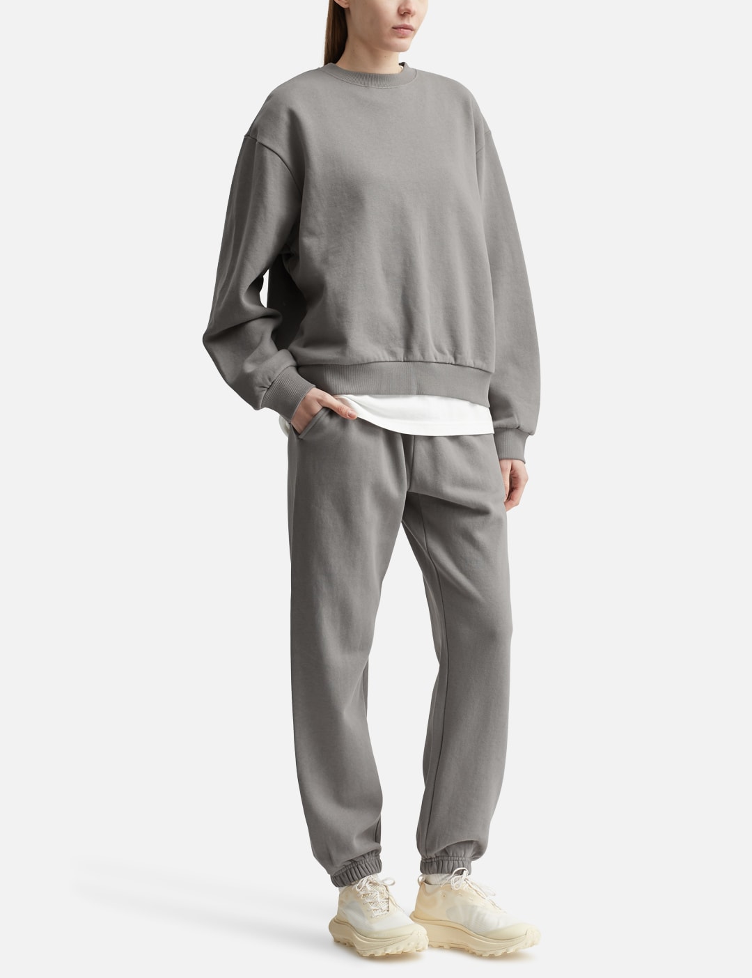 Sweatpants view 16