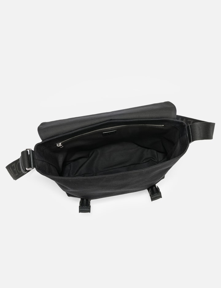 Medium Flex messenger Placeholder Image