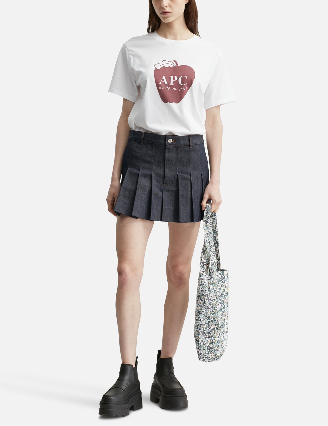 Pomme T-Shirt view 20
