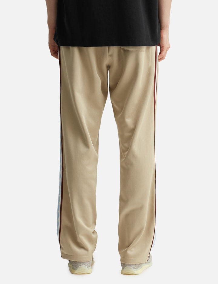 Le Pantalon Survêtement Placeholder Image