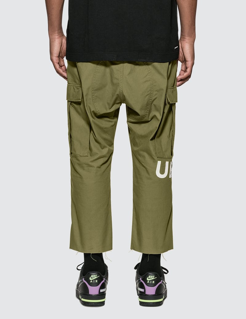 uniform experiment - Hem Cut Off Cropped Cargo Pants | HBX - HYPEBEAST  為您搜羅全球潮流時尚品牌