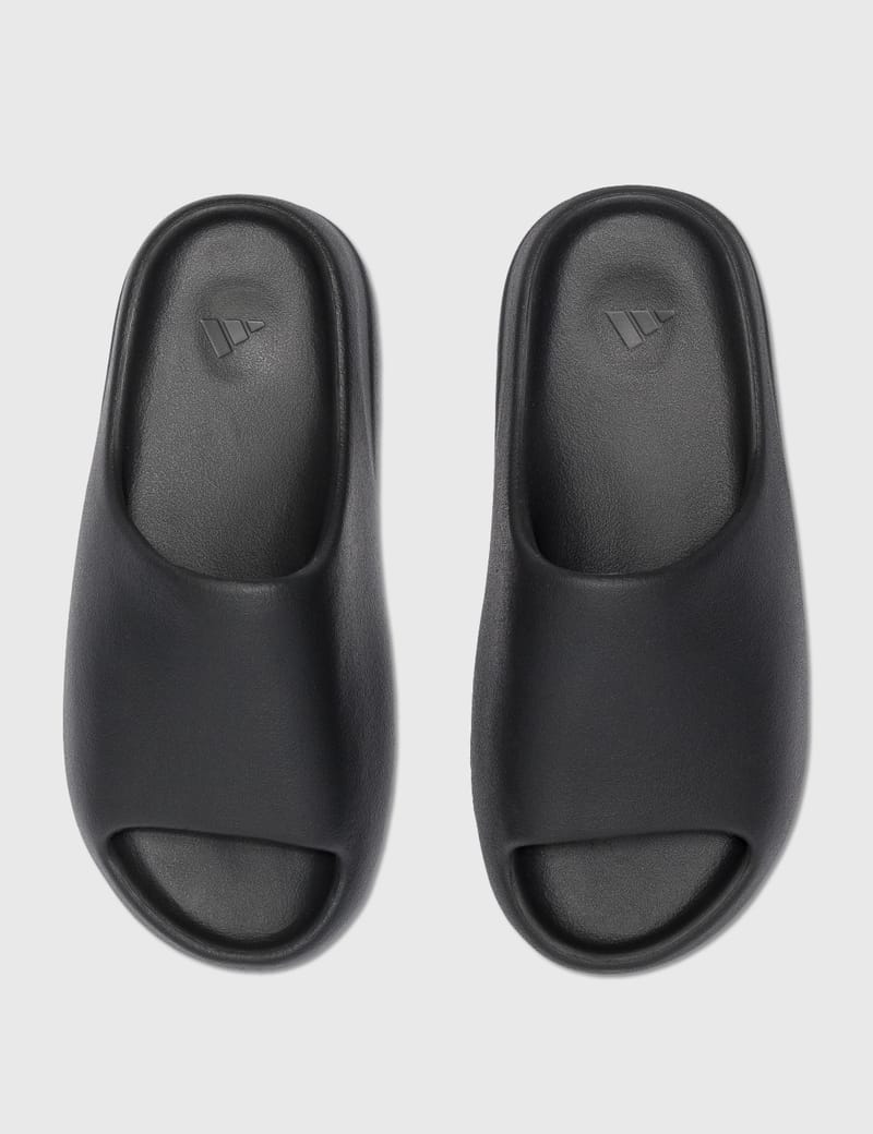 adidas yeezy slides in store