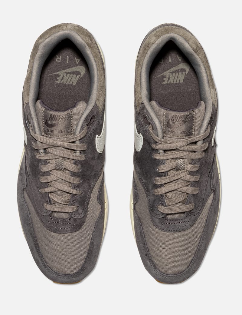 nike air max 1 premium wolf grey