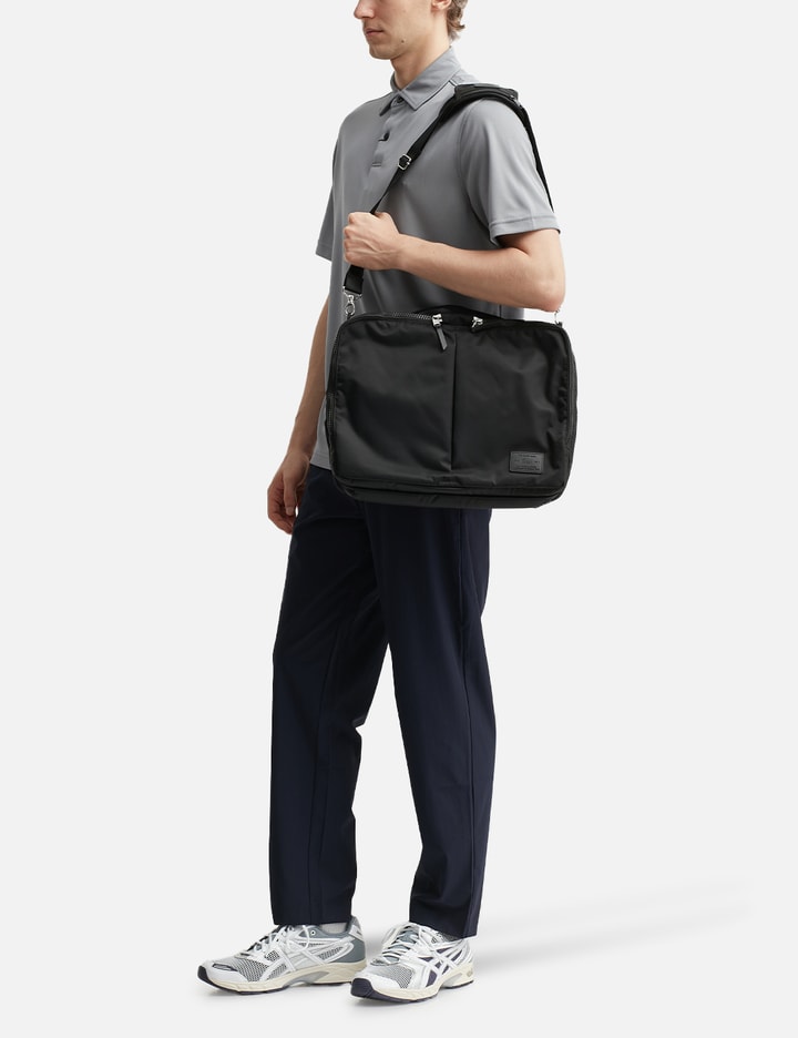 Trvr Staple Travel Brief M