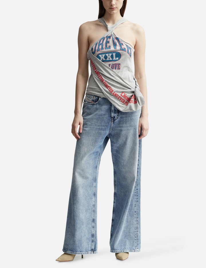 Straight Jeans 1996 D-Sire 09h57 Placeholder Image