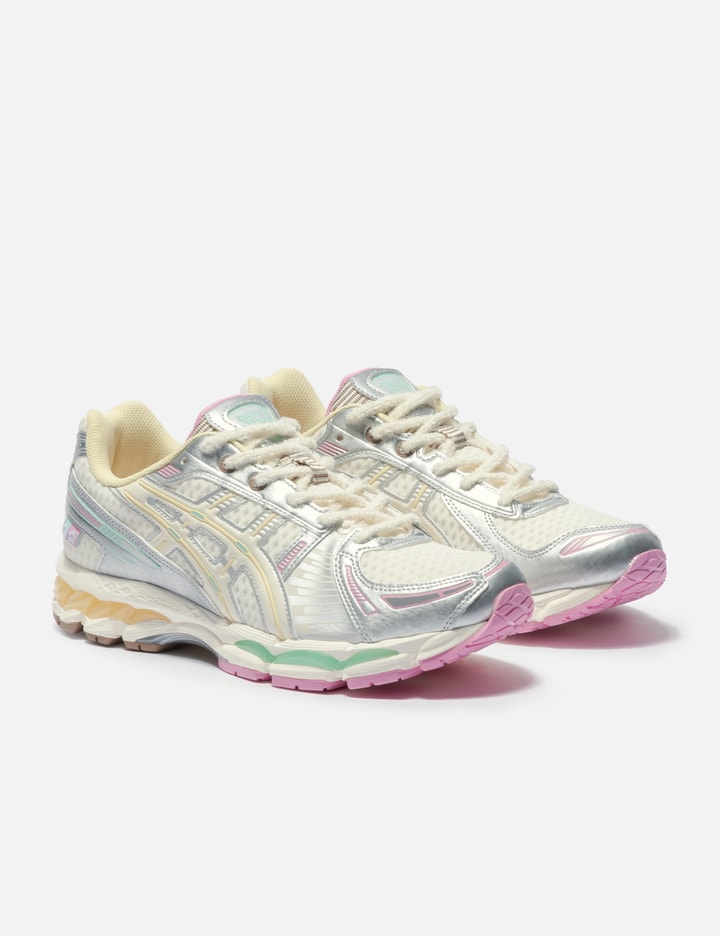 Asics VANDYTHEPINK X ASICS GEL-KAYANO 12.1