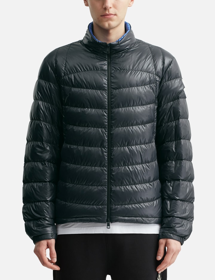 Moncler Galeso Hooded Curvy-quilted Short Down Jacket