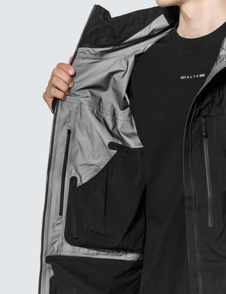BURTON AK457 - AK457 Guide Jacket | HBX - Globally Curated Fashion 