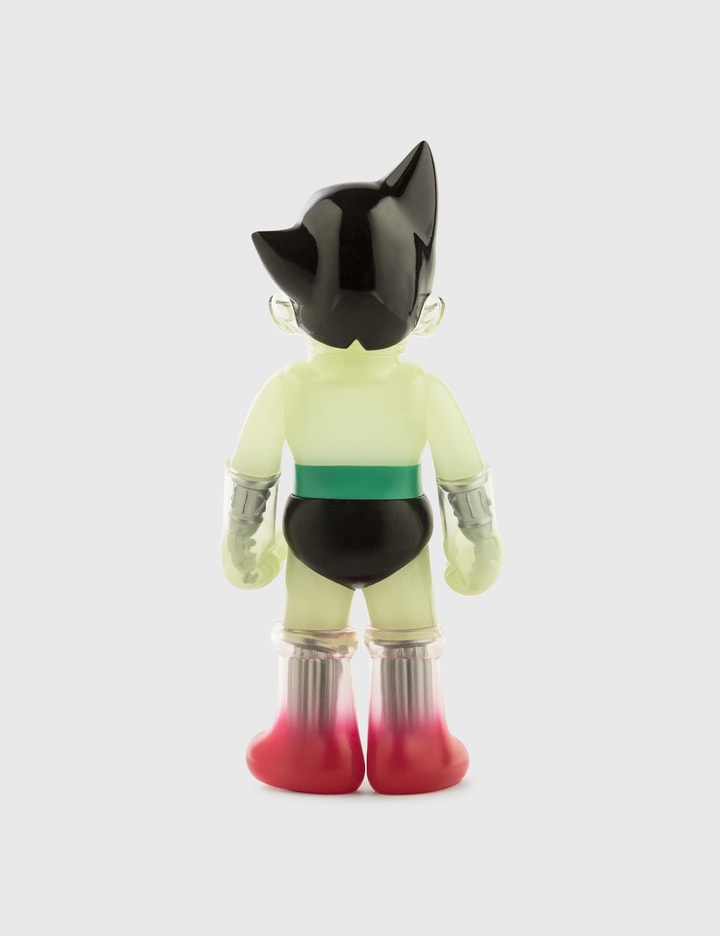 Middle Scale Astro Boy Limited Placeholder Image