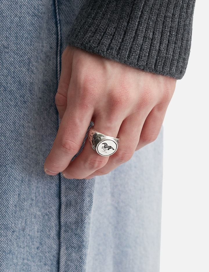 Twojeys Galloping Signet In Metallic