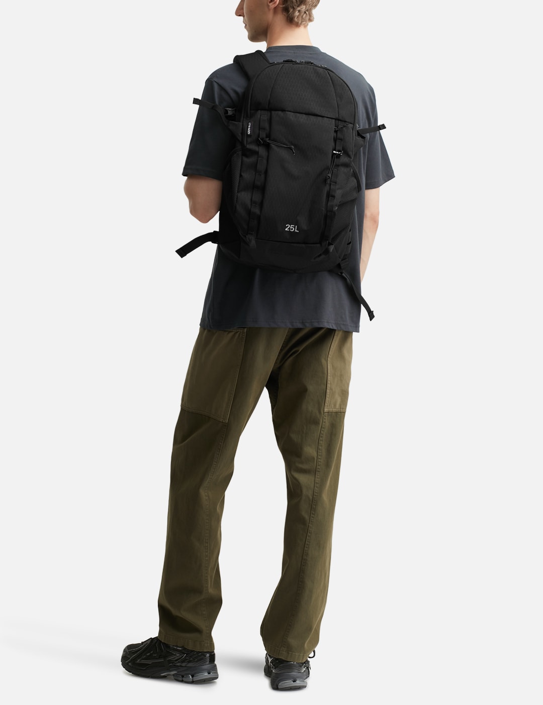 Day Pack 25L view 18