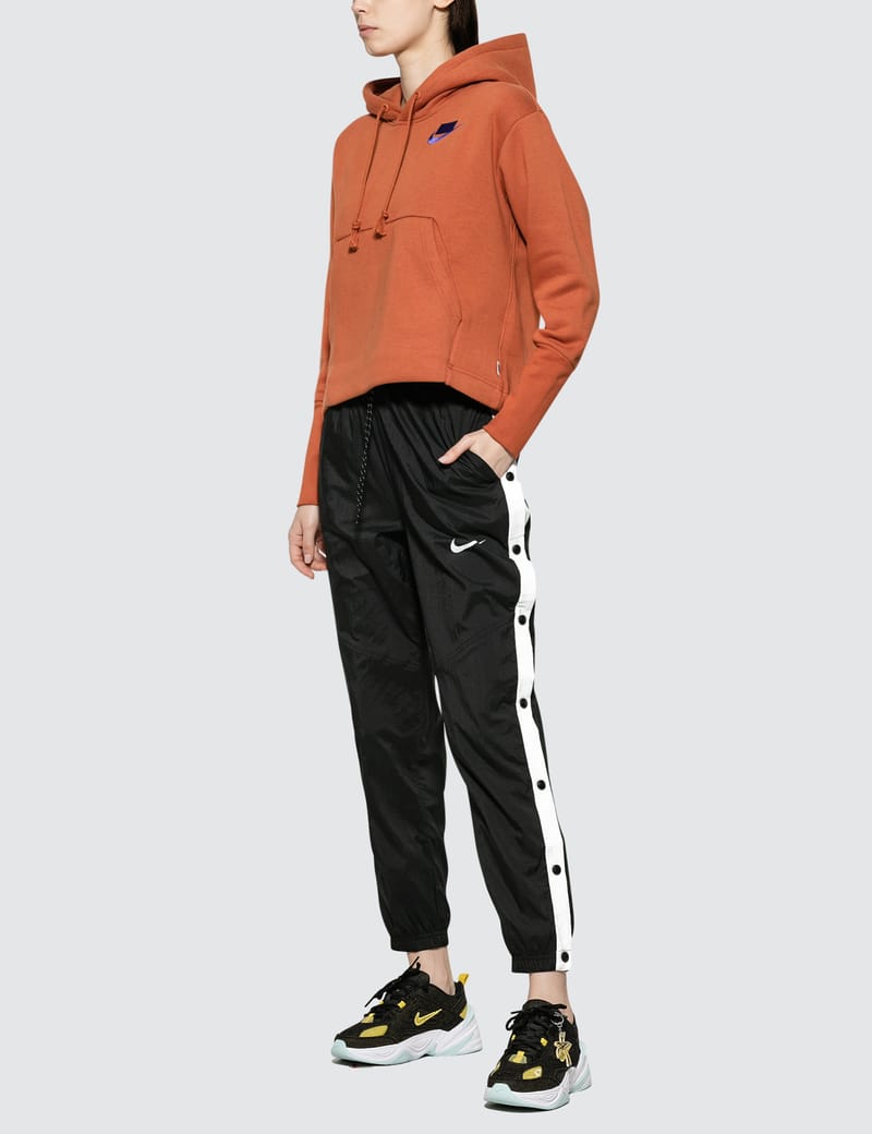 nike popper joggers womens