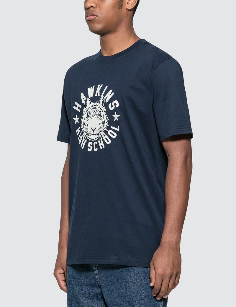 stranger things nike t shirt