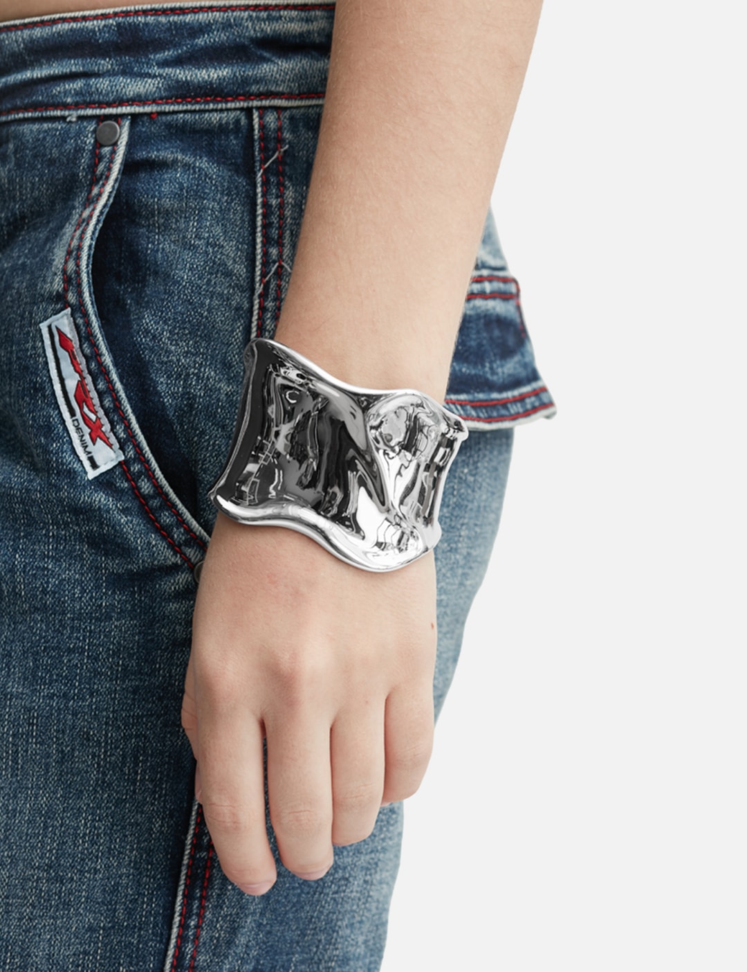 Collateral Cuff view 9