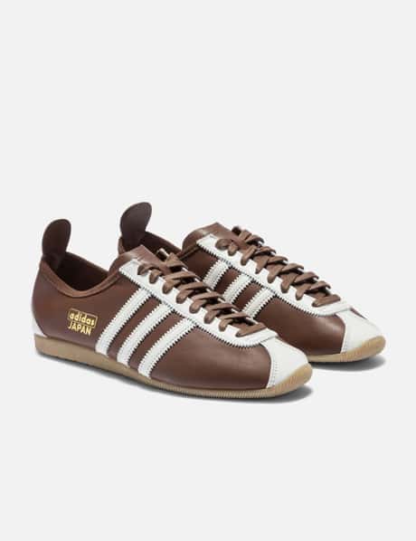adidas gazelle silver green womens adidas x Wales Bonner Samba OG Caramel Brown Croc Sneakers