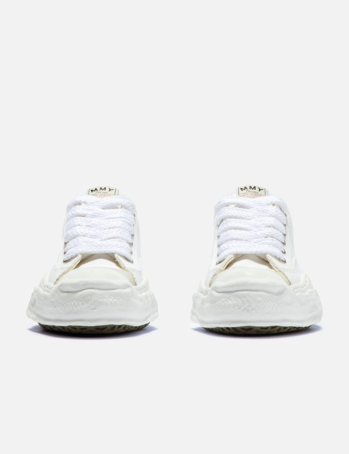 Hank Low Top Sneakers Placeholder Image