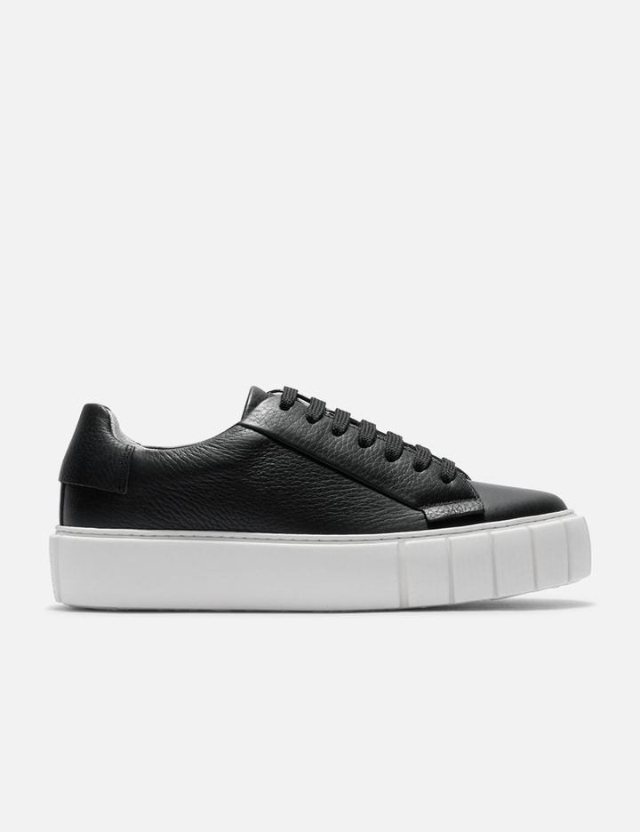 Primury Dyo Low-top Leather Trainers In Black