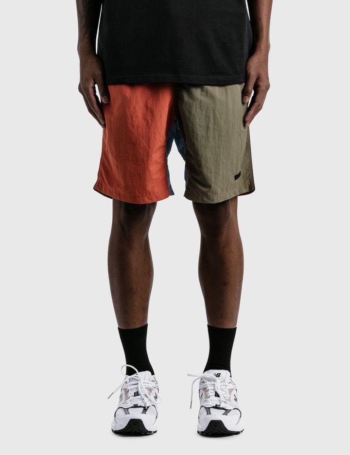 쉘 패커블 쇼츠 Placeholder Image