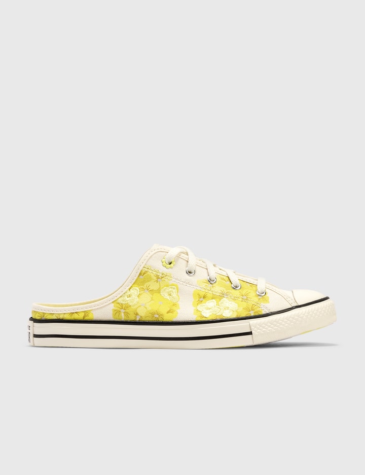 Chuck Taylor All Star Dainty Mule Placeholder Image