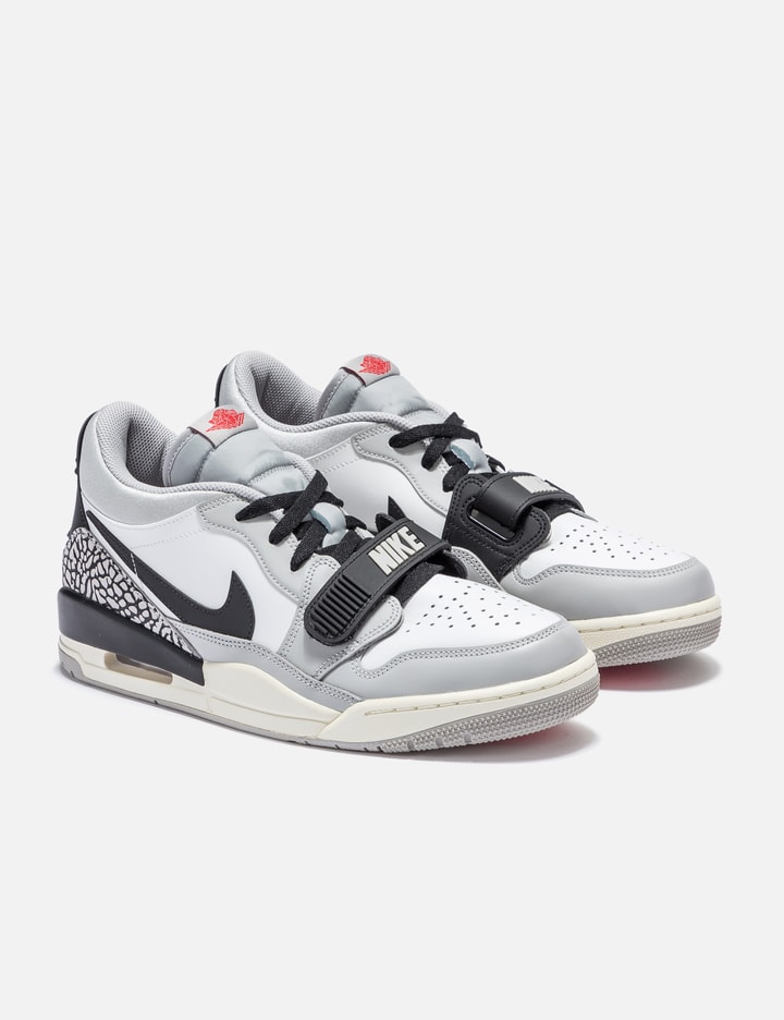 Air Jordan Legacy 312 Low Men's Shoes. Nike LU