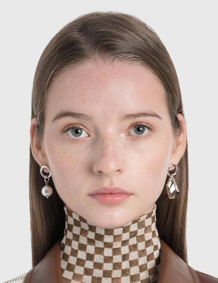 Laura Earrings Placeholder Image
