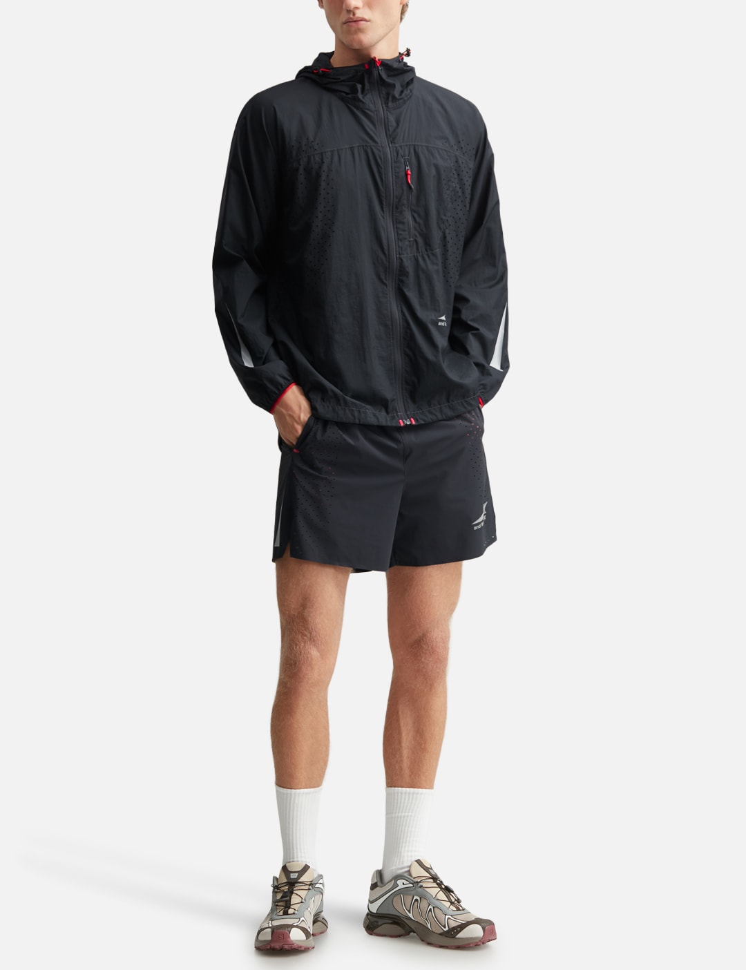 Altra X And Wander Ventilation Wind Jacket view 15