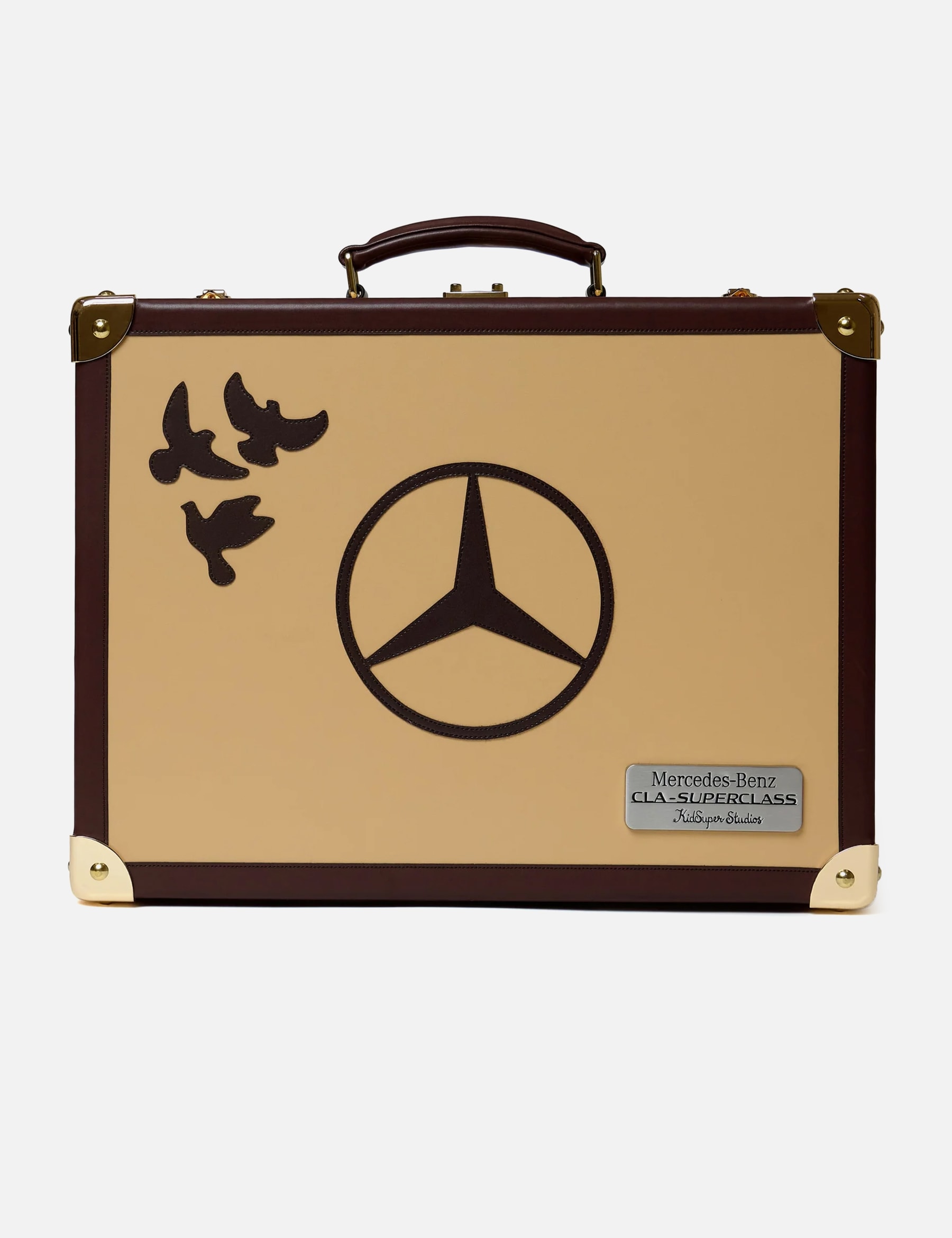 X Mercedes Benz Trunk view 10