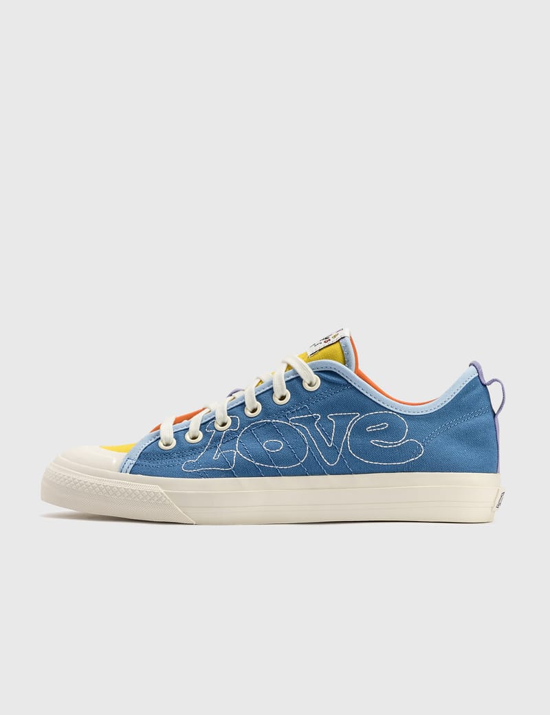 adidas nizza pride off white