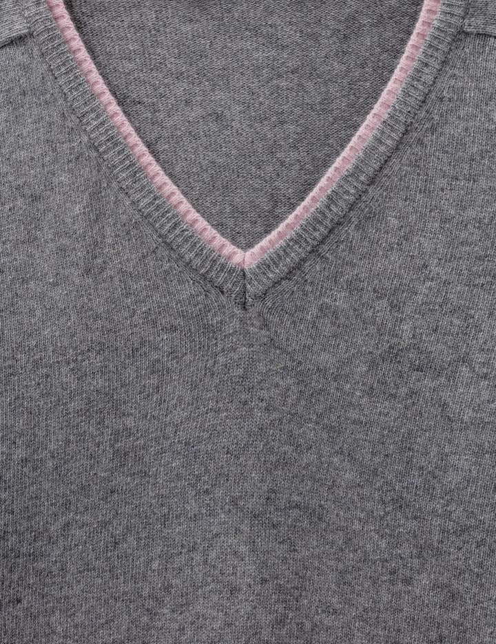 Glowny Raccoon Hazy Layered V-Neck Knit