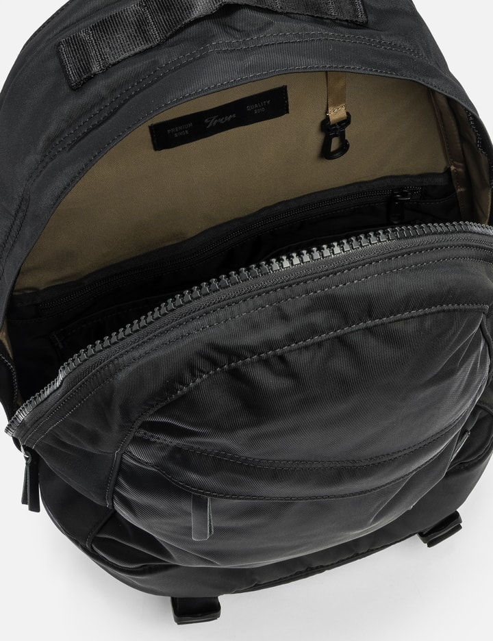Trvr Staple Travel Daypack