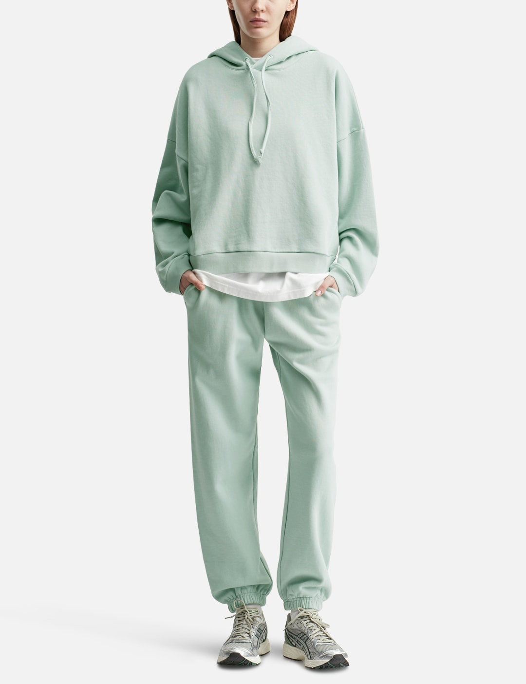Sweatpants view 16