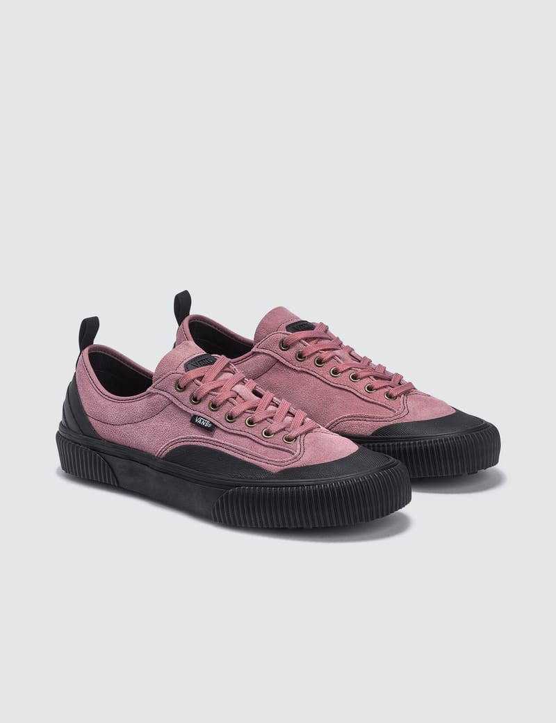 vans destruct surf shoes