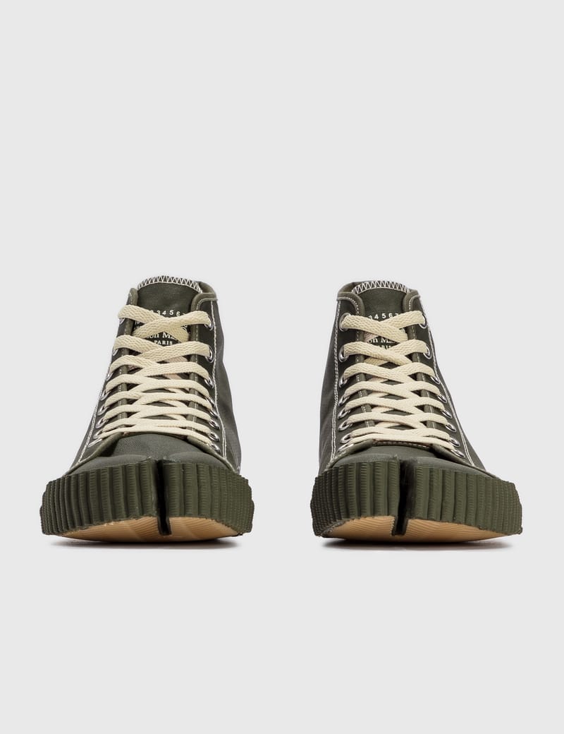 tabi canvas sneakers